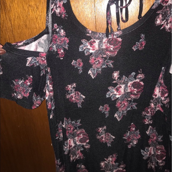 Shirt - Picture 2 of 3